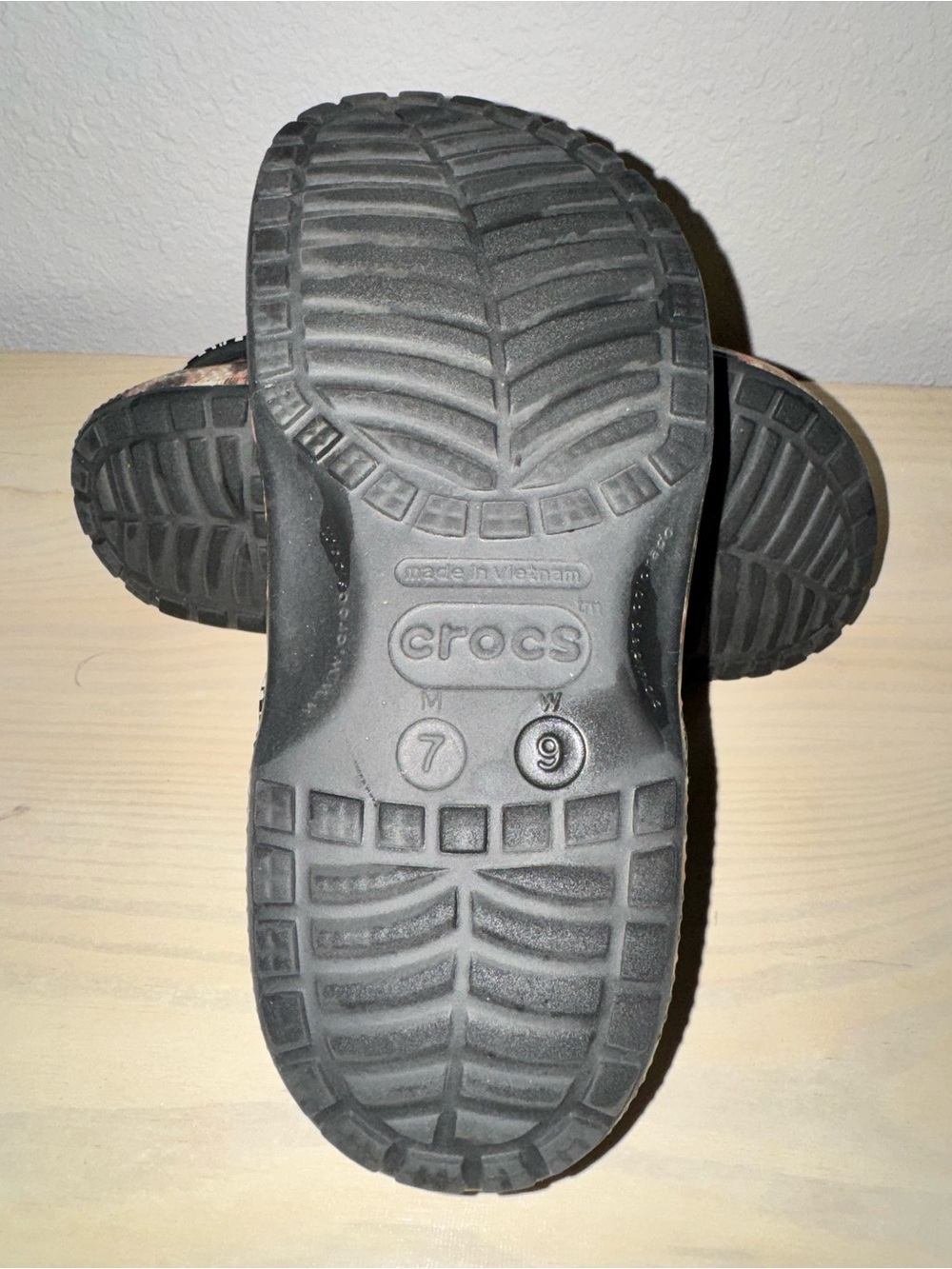 CROCS animal remix Clog Women’s 9/ Men’s 7 - Picture 6 of 8